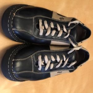 Born Leather Handcrafted Oxford Shoes. Bicycle Toe